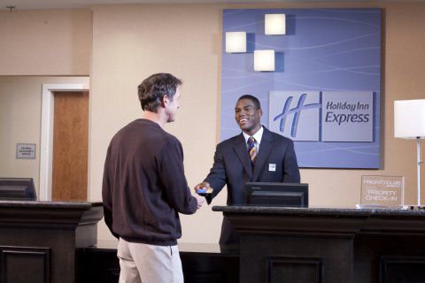 Holiday Inn Express - Cortland By Ihg Interior foto